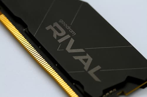 Goodram *DDR4 Rival Deep Black 8GB(1* 8)/3600 CL18 1 x 8 GB 3600 MT/s 288-pin DIMM